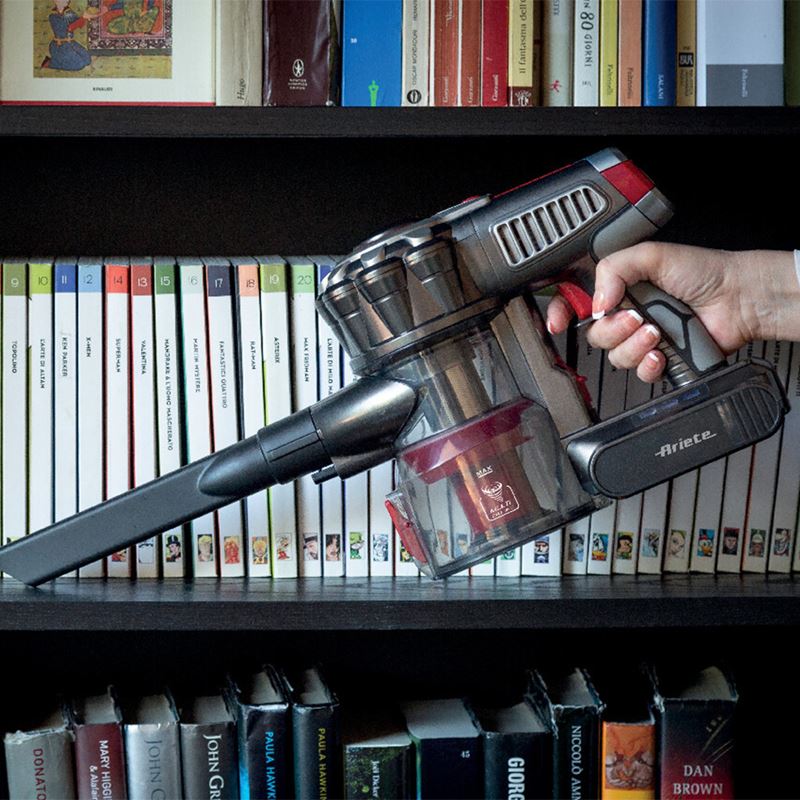 Ariete Dikey Şarjlı Süpürge Kırmızı 2757/00