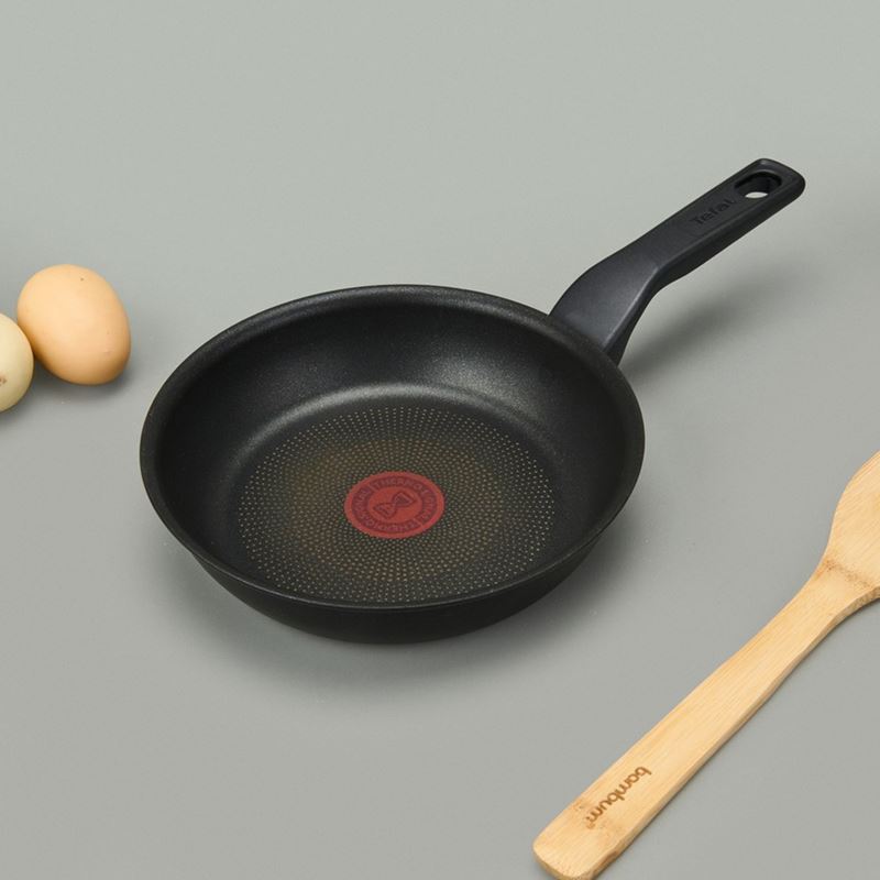 Tefal Titanyum 3X Force 20 cm