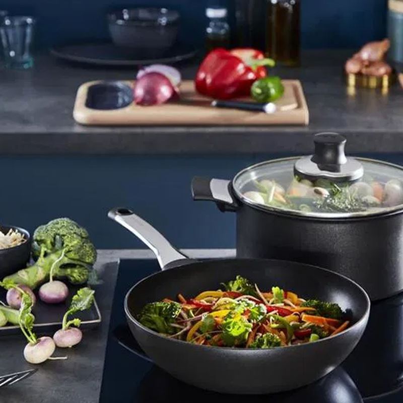 Tefal Titanyum 6X Excellence İndüksiyon Tabanlı 28 cm Wok Tava