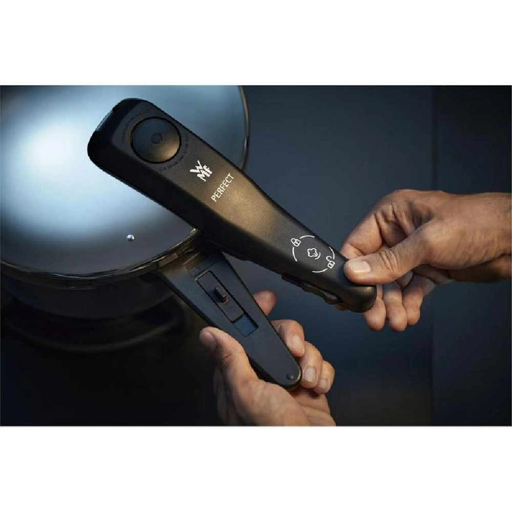 WMF Perfect 4.5 LT Düdüklü Tencere 1512000283