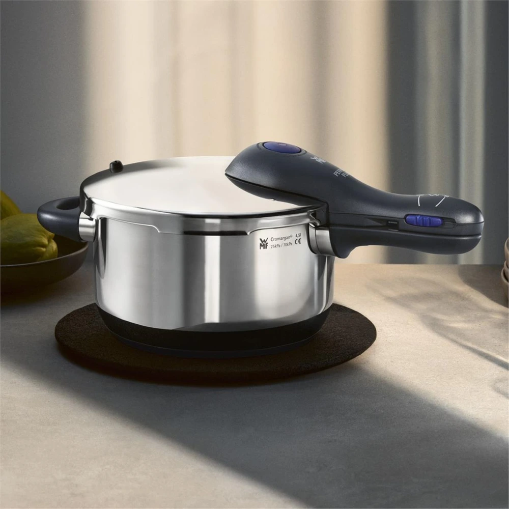 WMF Perfect Plus Düdüklü Tencere Seti 4.5+3L 1512001181